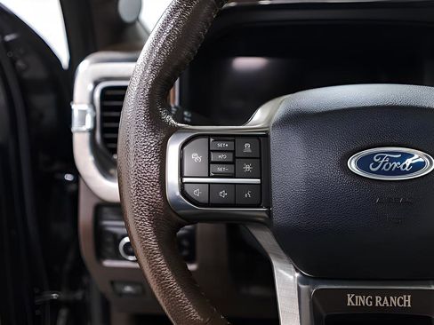 Used 2025 Ford F450 King Ranch image 10