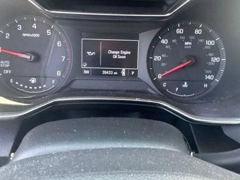 Used 2021 Chevrolet TrailBlazer LT w/ Convenience Package FWD image 16