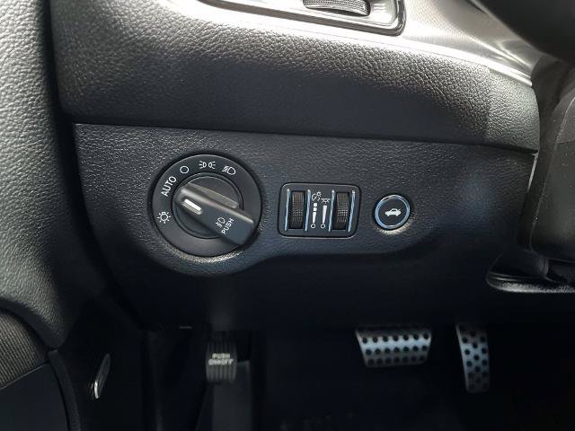 Used 2021 Dodge Challenger R/T Scat Pack RWD image 25