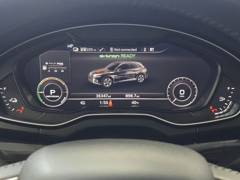 Used 2020 Audi Q5 e Prestige w/ Prestige Package image 39