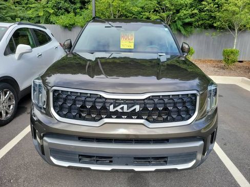 Used 2023 Kia Telluride EX X-Line AWD/4WD image 2