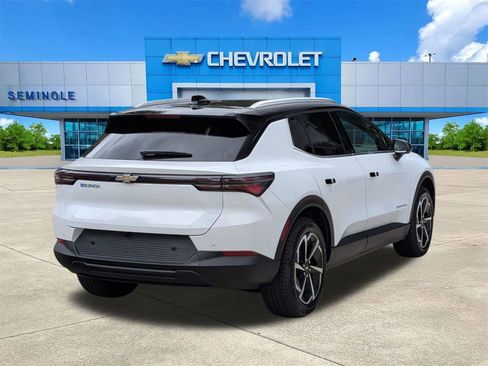 New 2026 Chevrolet Equinox EV LT FWD image 4
