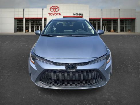 Certified 2022 Toyota Corolla LE FWD image 2