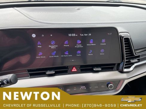 Used 2025 Kia Sportage EX FWD image 10