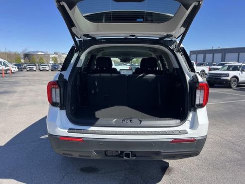 New 2026 Ford Explorer Active image 11