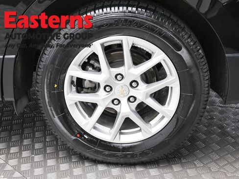 Used 2024 Chevrolet Equinox LT w/ LPO, Floor Liner Package AWD/4WD image 8