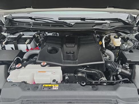 Certified 2025 Toyota Tundra Limited image 29