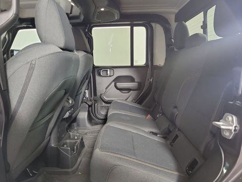 Used 2025 Jeep Gladiator Willys image 28