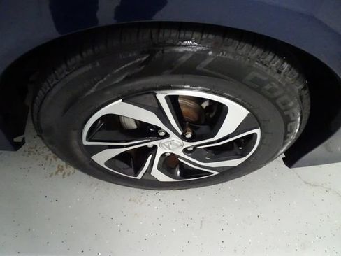 Used 2017 Honda Accord LX image 23