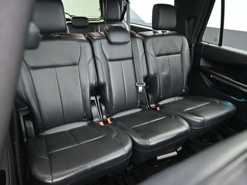 Used 2018 Ford Expedition Max XLT w/ Equipment Group 202A image 33