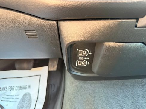 Used 2022 RAM 1500 Big Horn image 13