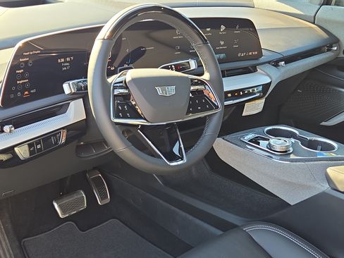 New 2026 Cadillac Optiq Sport 2 RWD image 17