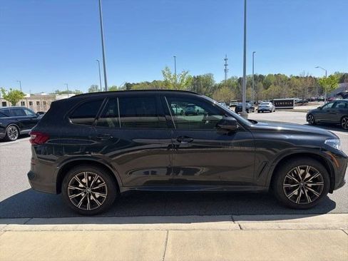 Used 2022 BMW X5 xDrive40i w/ M Sport Package AWD/4WD image 6