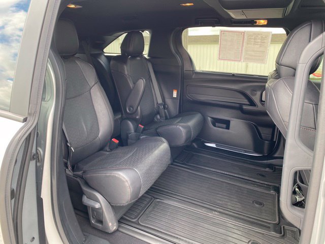 Certified 2025 Toyota Sienna Limited AWD/4WD image 26