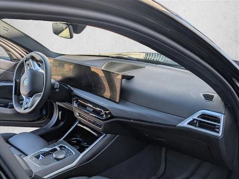 Used 2025 BMW 330i Sedan image 24