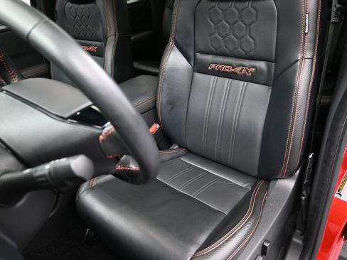 Used 2023 Nissan Frontier PRO-4X w/ Pro-4X Premium Package image 20