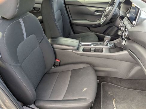Used 2024 Nissan Sentra SV image 31