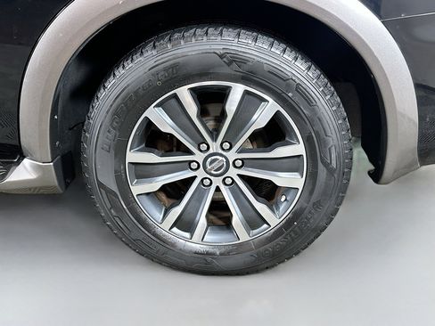 Used 2020 Nissan Armada SL w/ Premium Package AWD/4WD image 33