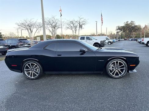 Used 2021 Dodge Challenger R/T w/ Plus Package image 2