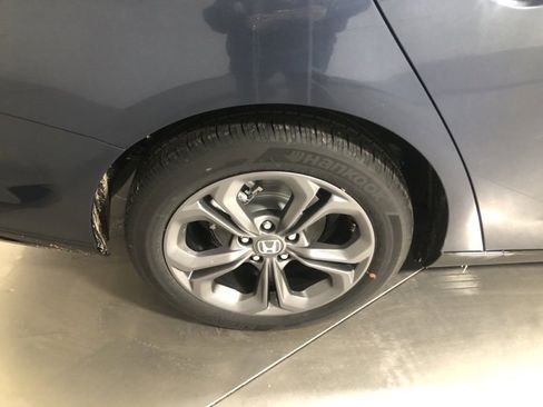 New 2025 Honda Accord EX-L image 9