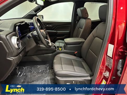 Used 2024 Chevrolet Colorado LT w/ LT Convenience Package III AWD/4WD image 6
