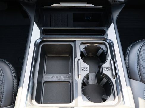 Used 2025 Ford F350 Platinum AWD/4WD image 27