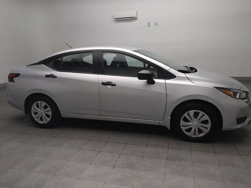 Used 2024 Nissan Versa S w/ Trunk Package FWD image 11