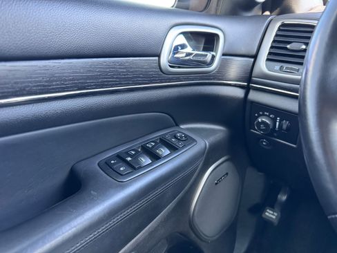 Used 2018 Jeep Grand Cherokee High Altitude image 14