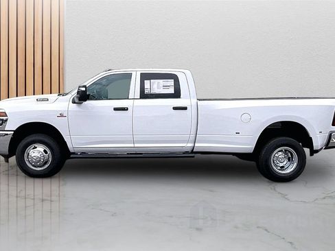 New 2026 RAM 3500 Tradesman AWD/4WD image 5