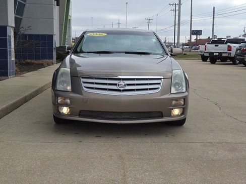 Used 2006 Cadillac STS V8 w/ Preferred Equipment Group image 3