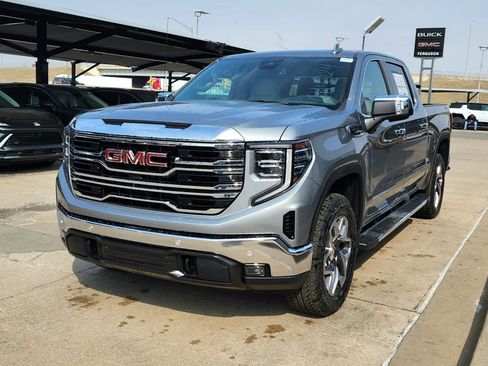 New 2026 GMC Sierra 1500 SLT w/ SLT Premium Plus Package image 8