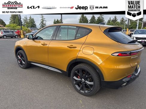 Used 2024 Dodge Hornet R/T Plus w/ Track Pack AWD/4WD image 10