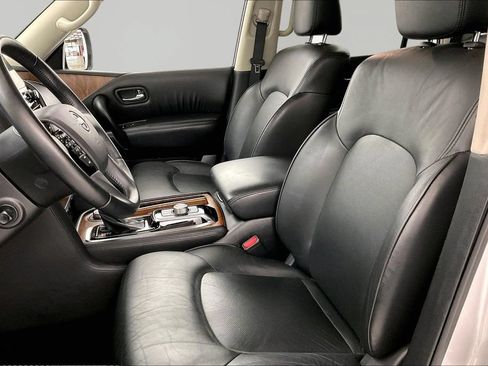 Used 2024 Nissan Armada SL w/ Captain's Chairs Package AWD/4WD image 20
