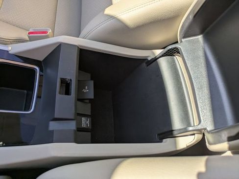 Used 2017 Honda Accord Touring image 27