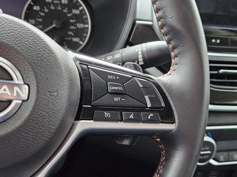 Used 2025 Nissan Altima 2.5 SR w/ SR Premium Package image 25