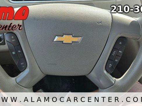 Used 2017 Chevrolet Traverse LS FWD image 37