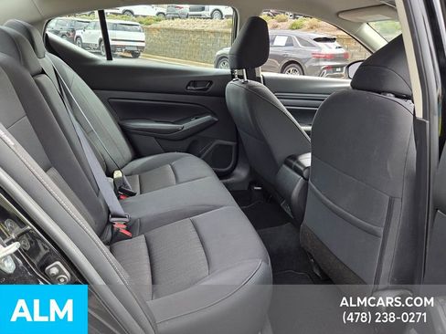 Used 2025 Nissan Altima 2.5 SV image 13