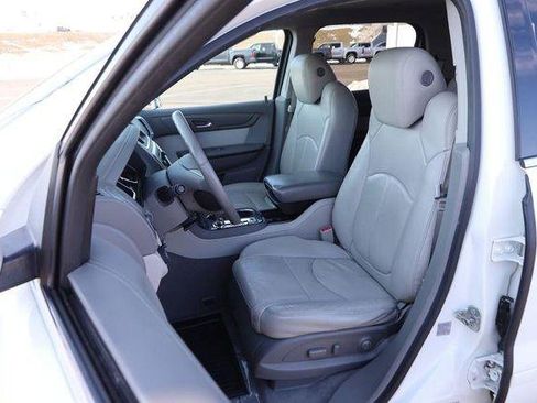 Used 2015 GMC Acadia SLT image 9