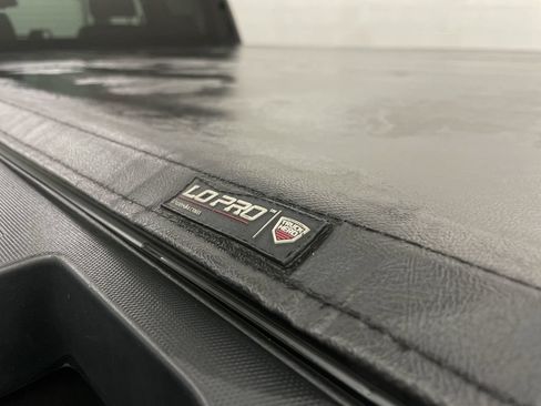 Used 2015 GMC Sierra 1500 SLT w/ All-Terrain Package AWD/4WD image 28