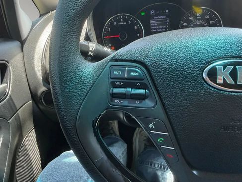 Used 2018 Kia Forte LX w/ LX Popular Package FWD image 26