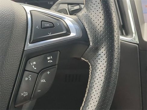 Used 2020 Ford Edge ST image 14