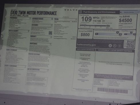 New 2026 Volvo EX30 Plus AWD/4WD image 17
