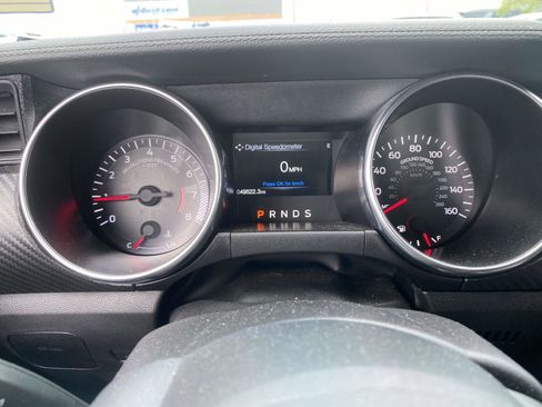 Certified 2020 Ford Mustang Coupe RWD image 20