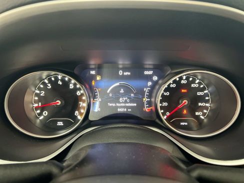 Used 2021 Jeep Compass Limited AWD/4WD image 12