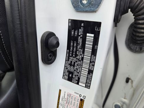 Used 2019 Toyota 4Runner SR5 Premium AWD/4WD image 16