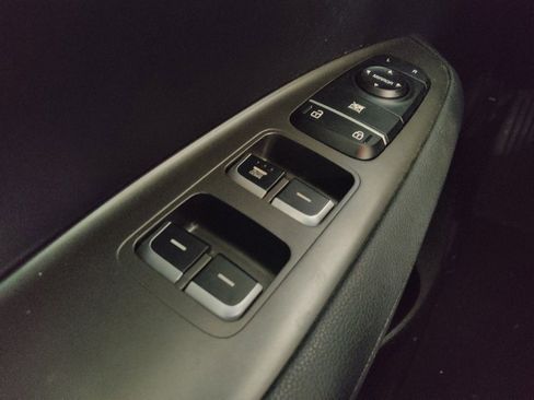 Used 2019 Kia Optima LX FWD image 27