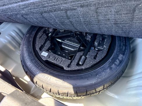 Certified 2023 Kia Soul LX FWD image 35