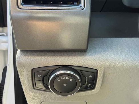 Used 2018 Ford F150 XLT image 16