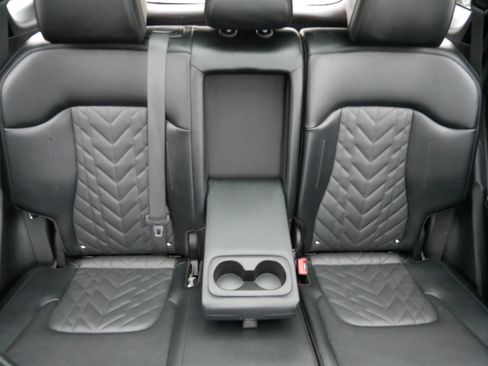 Used 2023 Kia Sportage X-Line w/ X-Line Premium Package AWD/4WD image 13