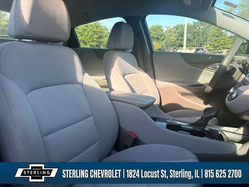 Used 2024 Chevrolet Malibu LT FWD image 12